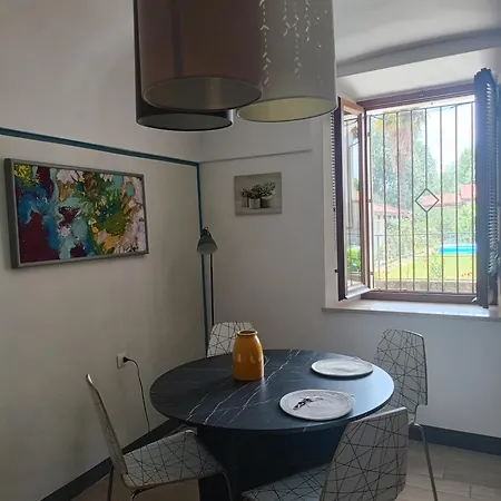 Lägenhet La Petite Maison Soleil Biella